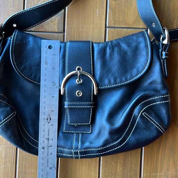 Coach Big Buckle Should Bag - Picture 8 of 8